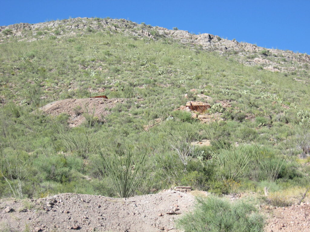 Various shafts and adits at the mine.